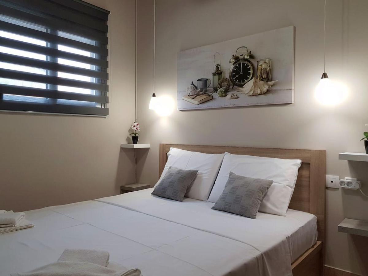 Colimbos Accommodation, 2 Min From The Beach Sfinárion Exterior photo